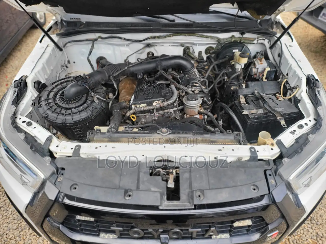 Toyota Hilux 2014 White