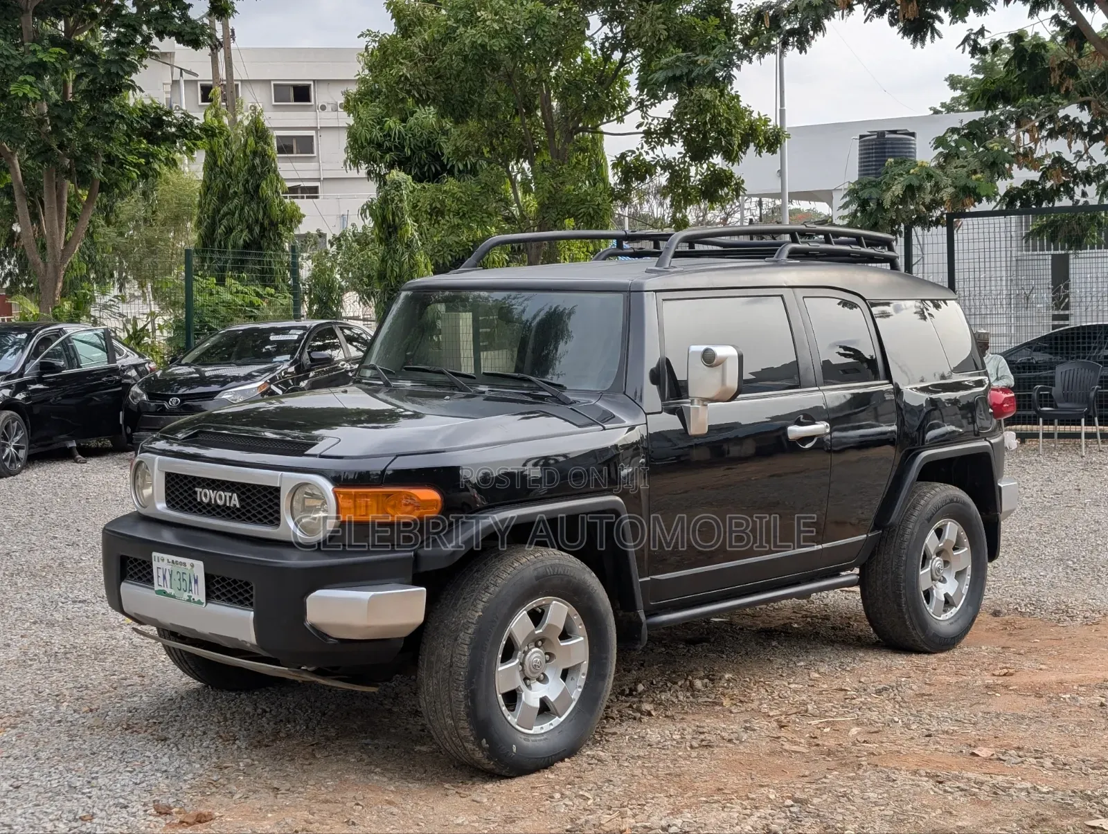 Toyota FJ Cruiser Base 4x2 2008 Brown