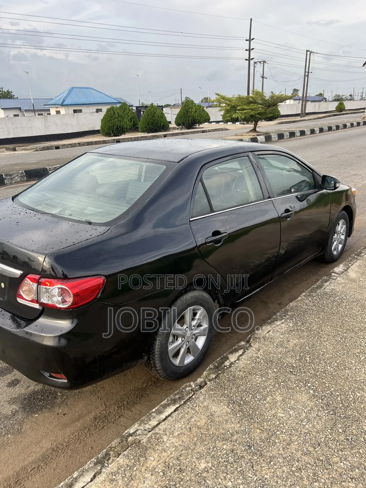Toyota Corolla XLE 4dr Sedan (1.8L 4cyl 4A) 2010 Black