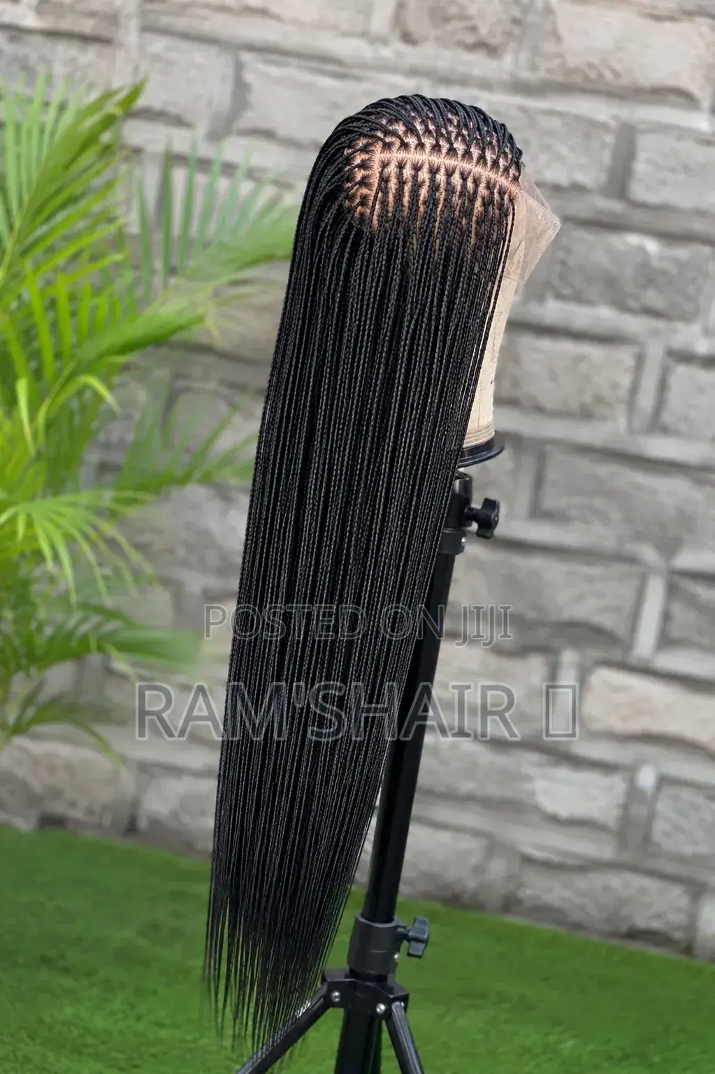 Tinny Knotless Braided Wig