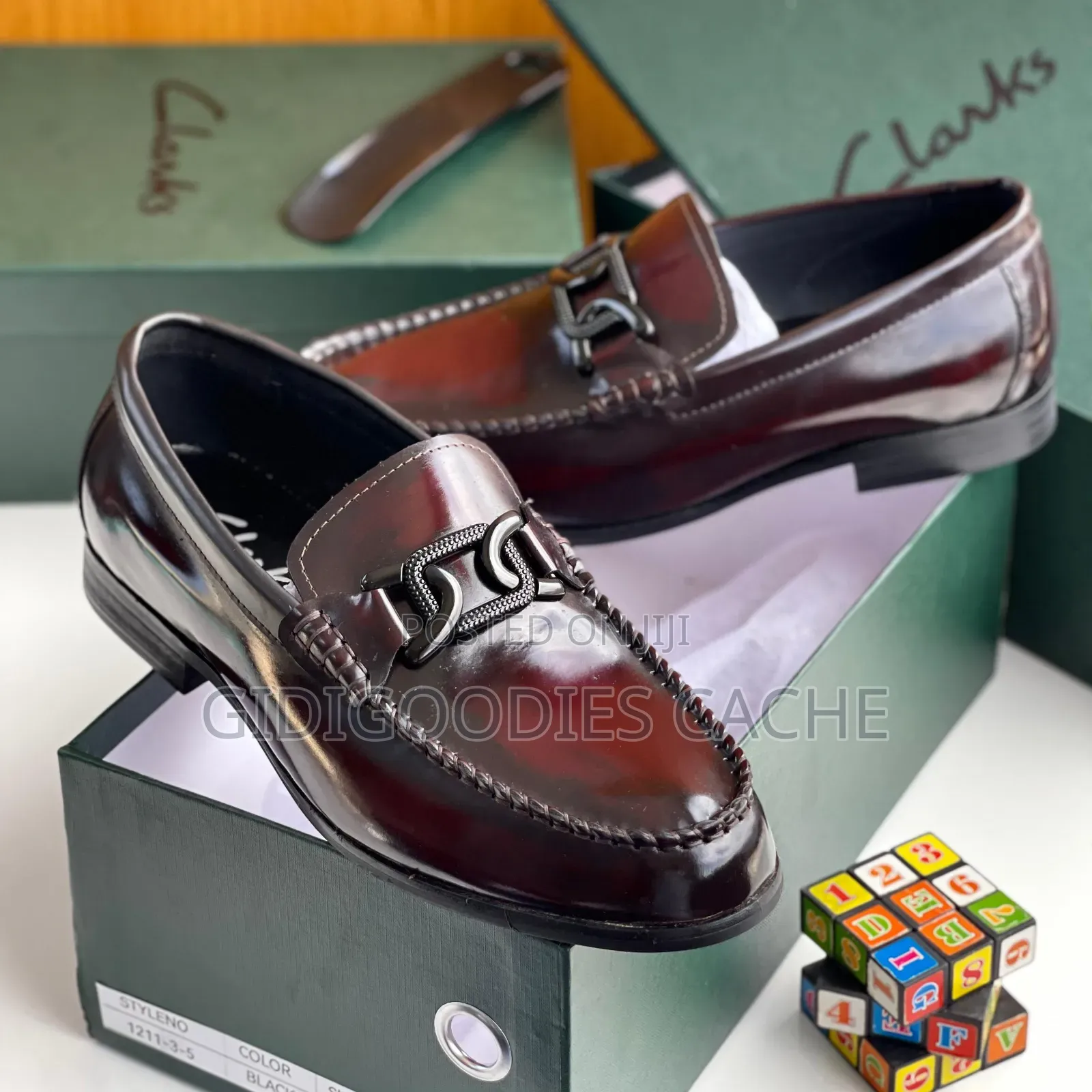 Black Leather Bit/Chain Loafers With Whipstitch Detail Size 40-46