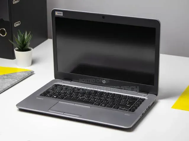 Laptop HP EliteBook 830 8GB Intel Core i5 SSD 256GB