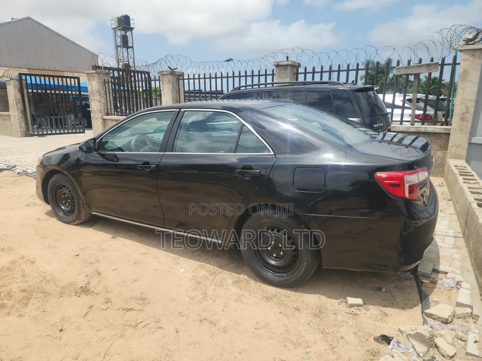Toyota Camry LE 4dr Sedan (2.5L 4cyl 6A) 2013 Black