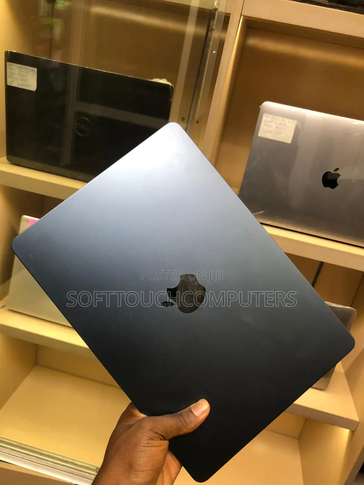 Laptop Apple MacBook Air 2024 M3 13-inch 8GB Apple M3 SSD 256GB