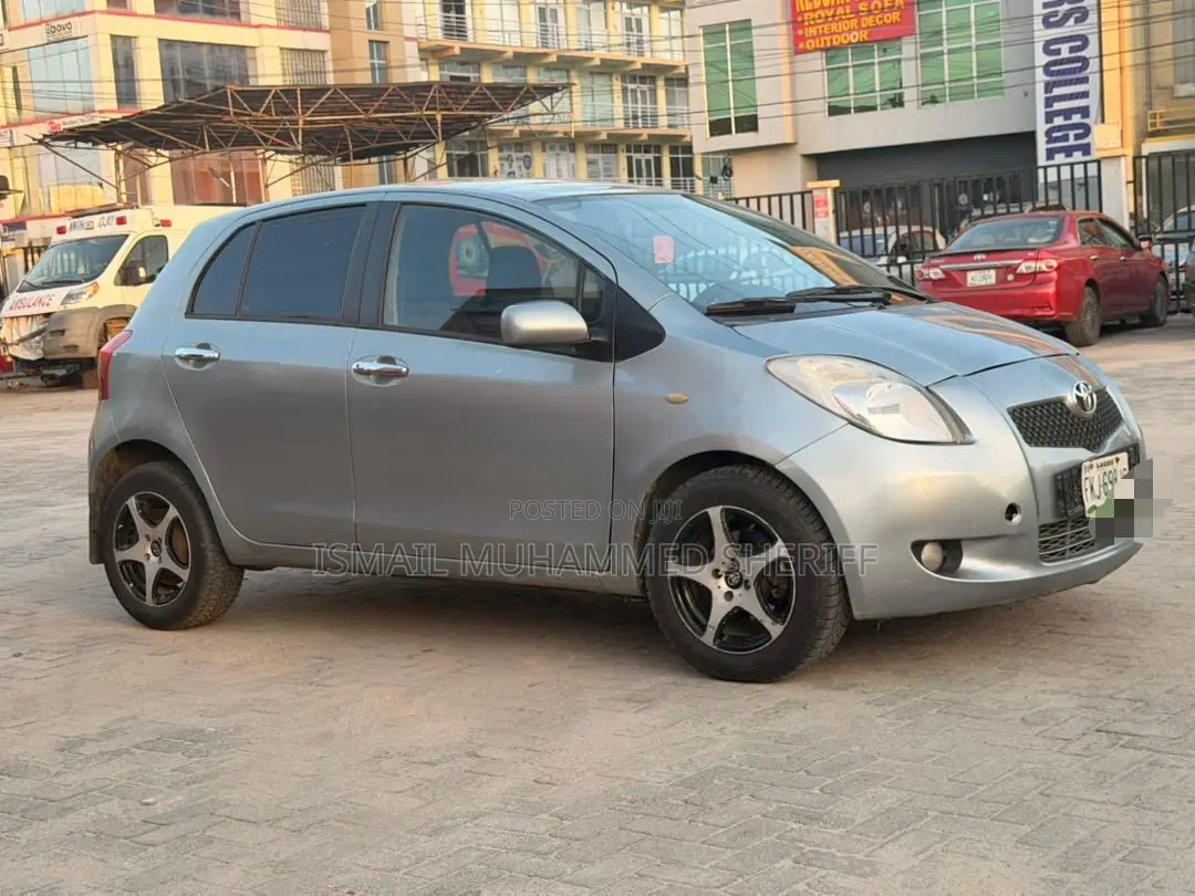 Toyota Yaris 2009 Blue