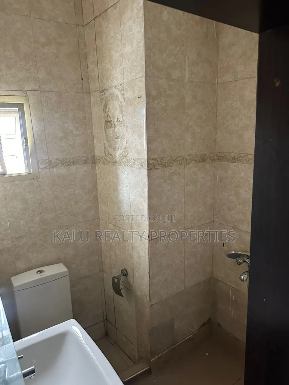 1bdrm Shared Apartment in Dpk Estate, Sangotedo for rent