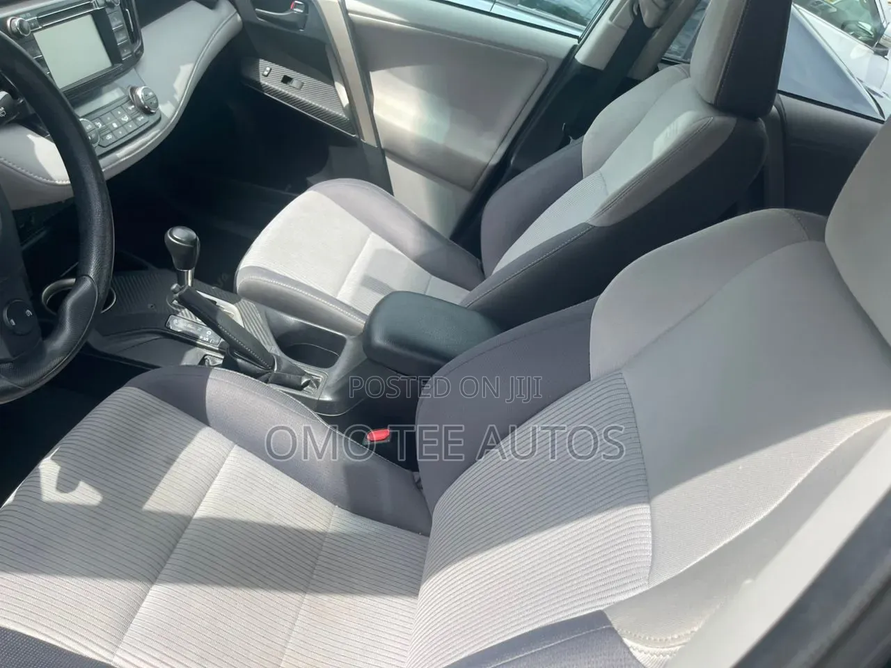 Toyota RAV4 XLE AWD (2.5L 4cyl 6A) 2013 Green