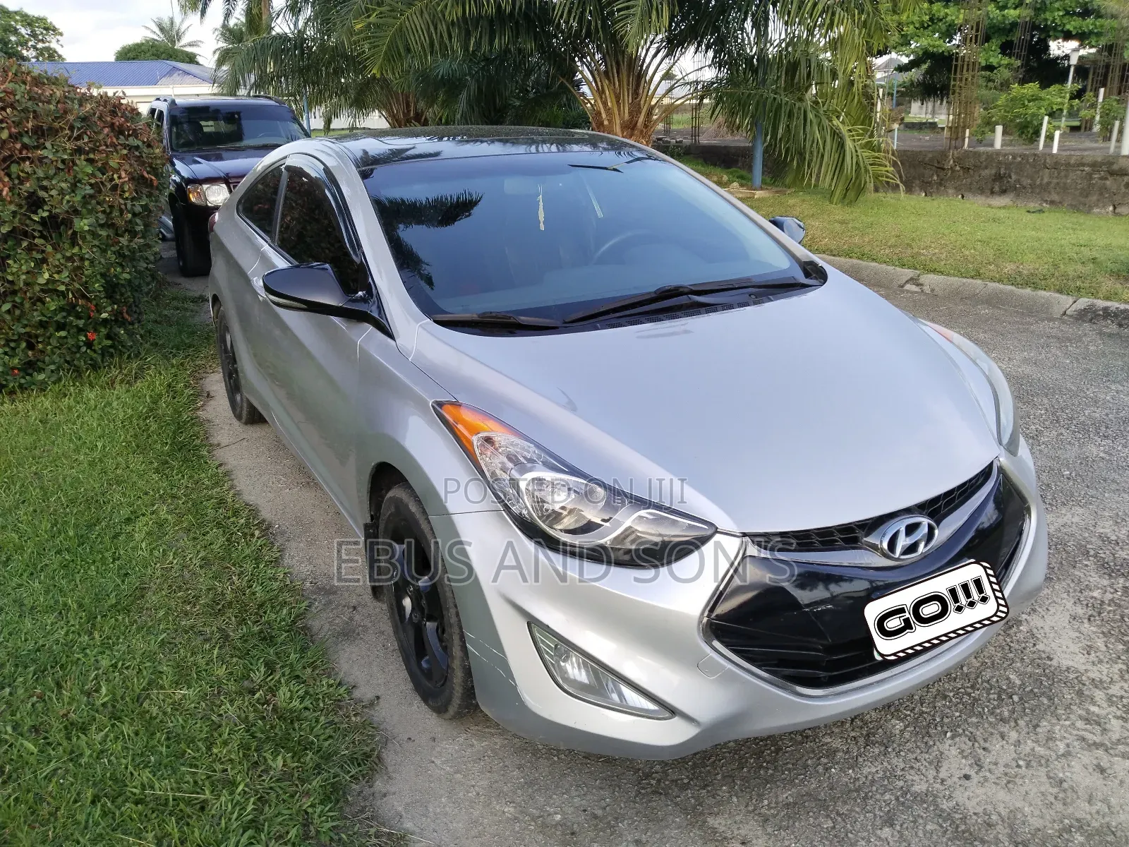 Hyundai Elantra 2012 Silver