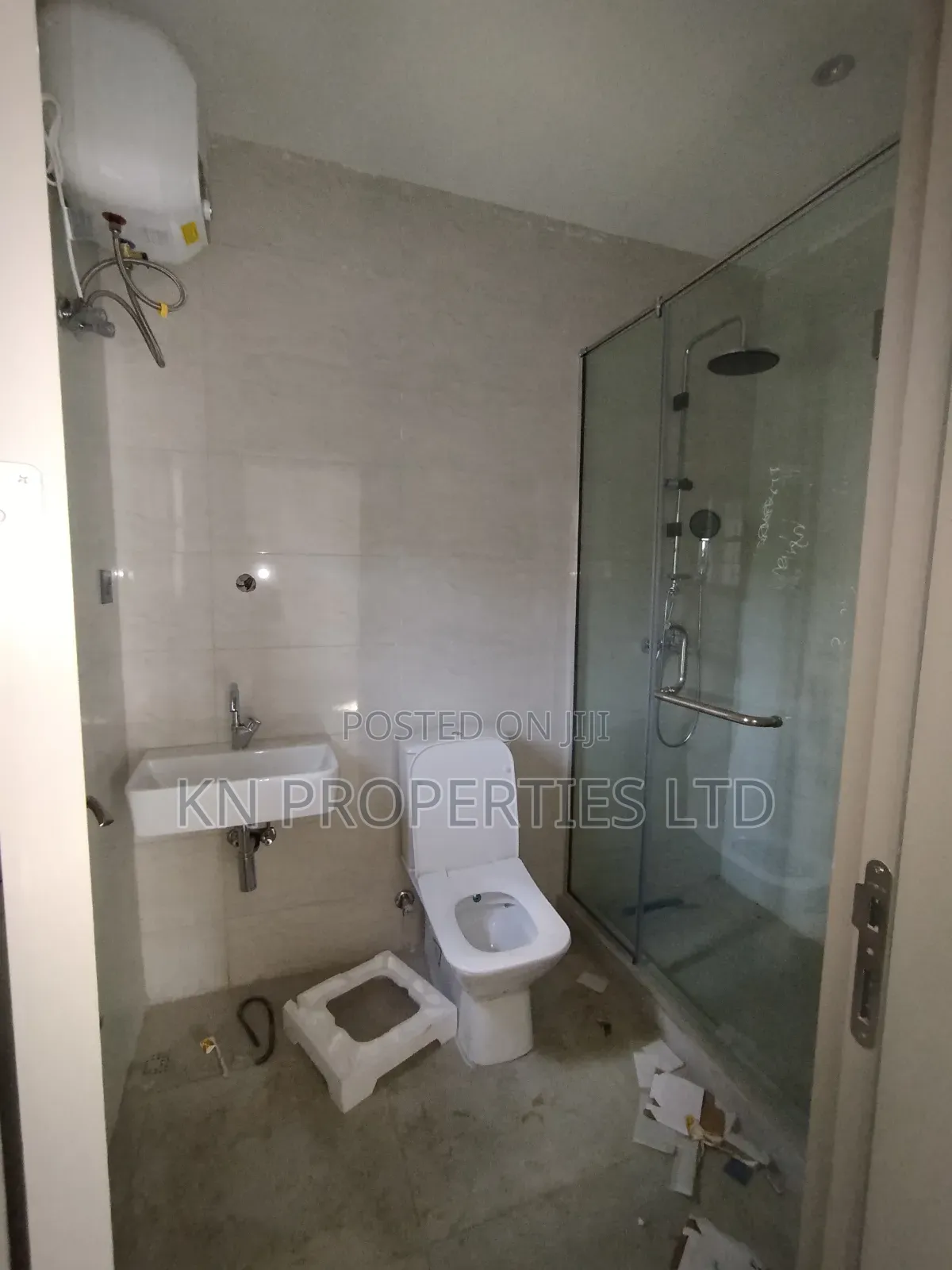 6bdrm Duplex in Durumi for rent