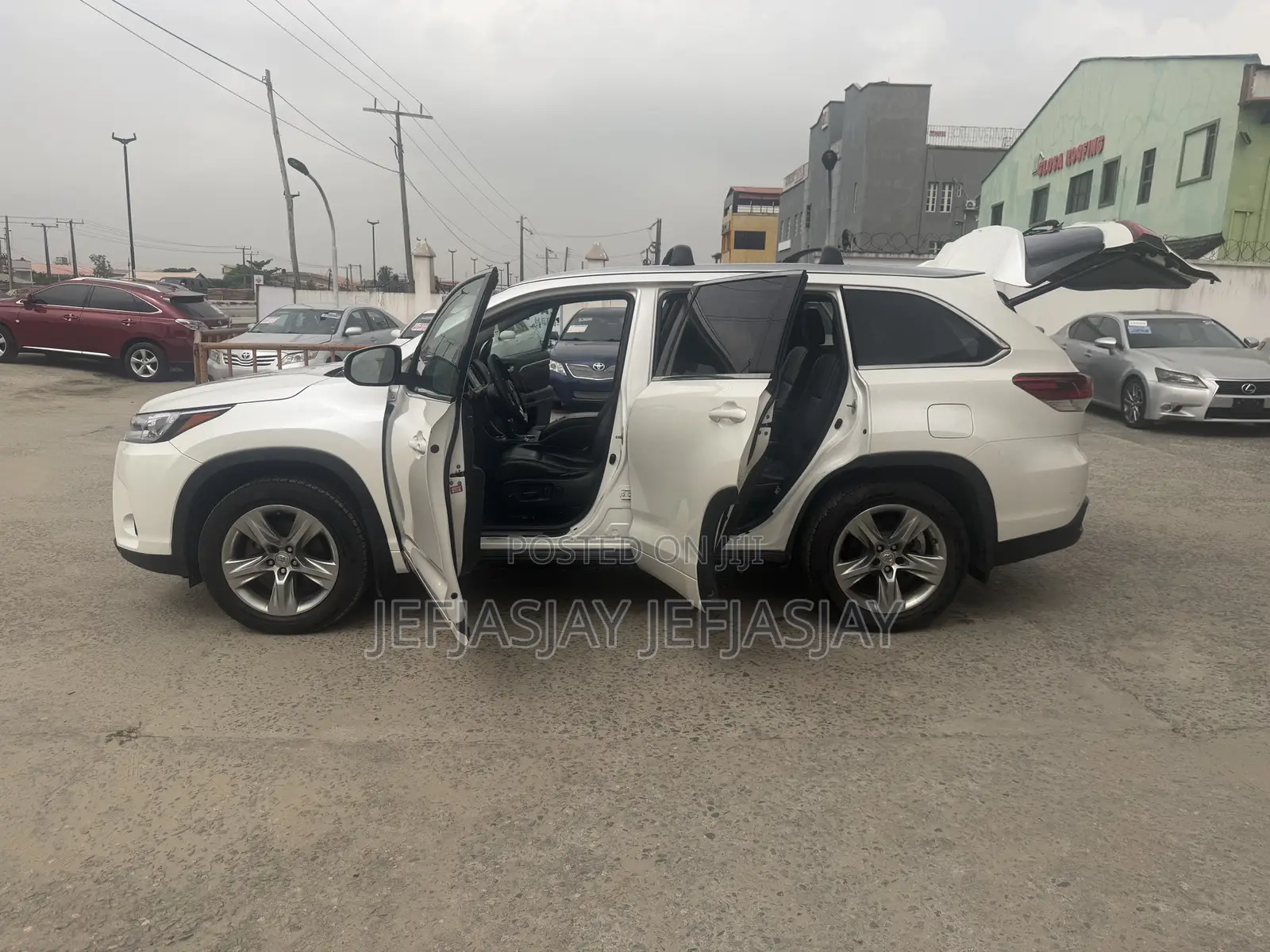 Toyota Highlander XLE V6 4x4 (3.5L 6cyl 6A) 2016 White