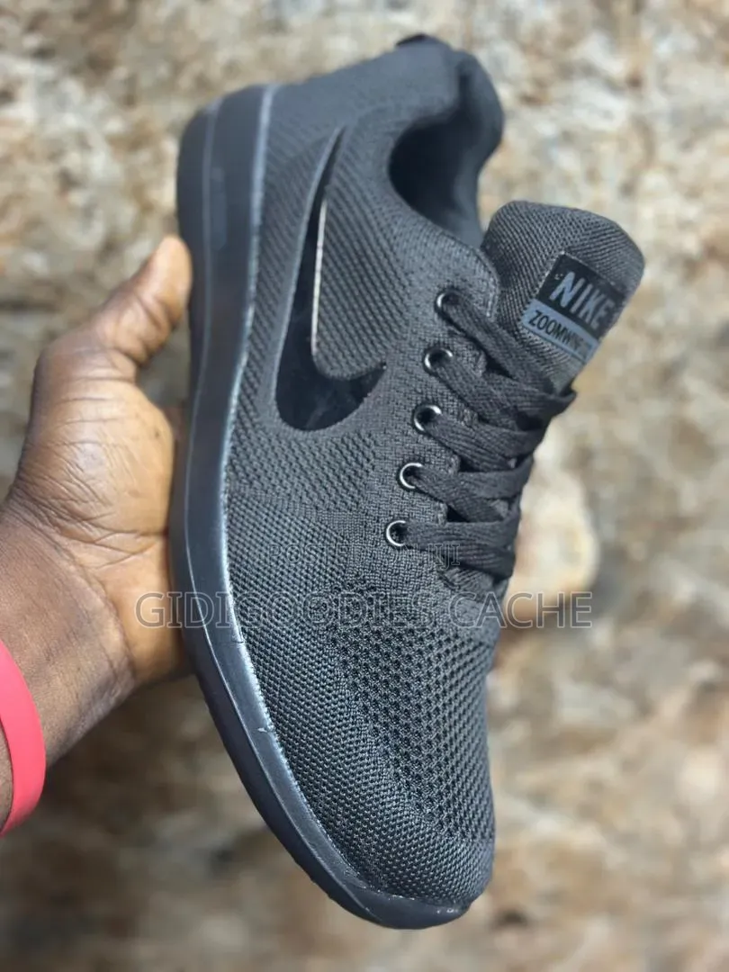 Black Nike Zoom Mesh Running Sneakers in Size 41-46