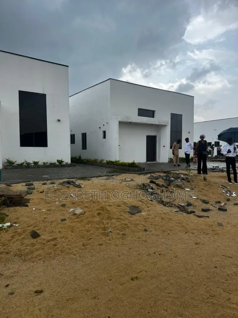 3bdrm Bungalow in Abraham Adesanya for sale