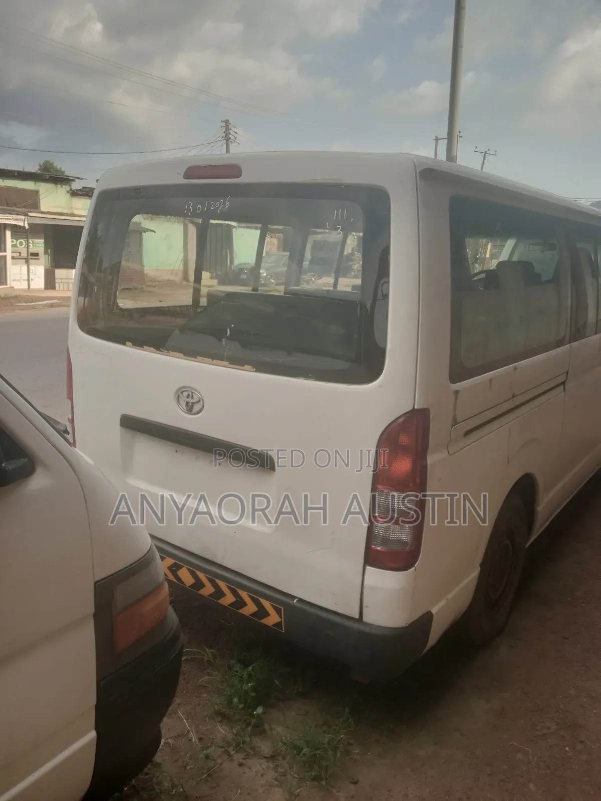 Toyota HiAce 2006 White
