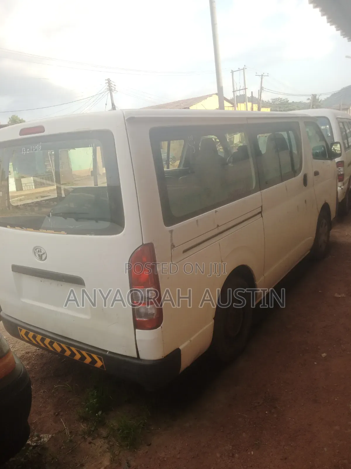 Toyota HiAce 2006 White
