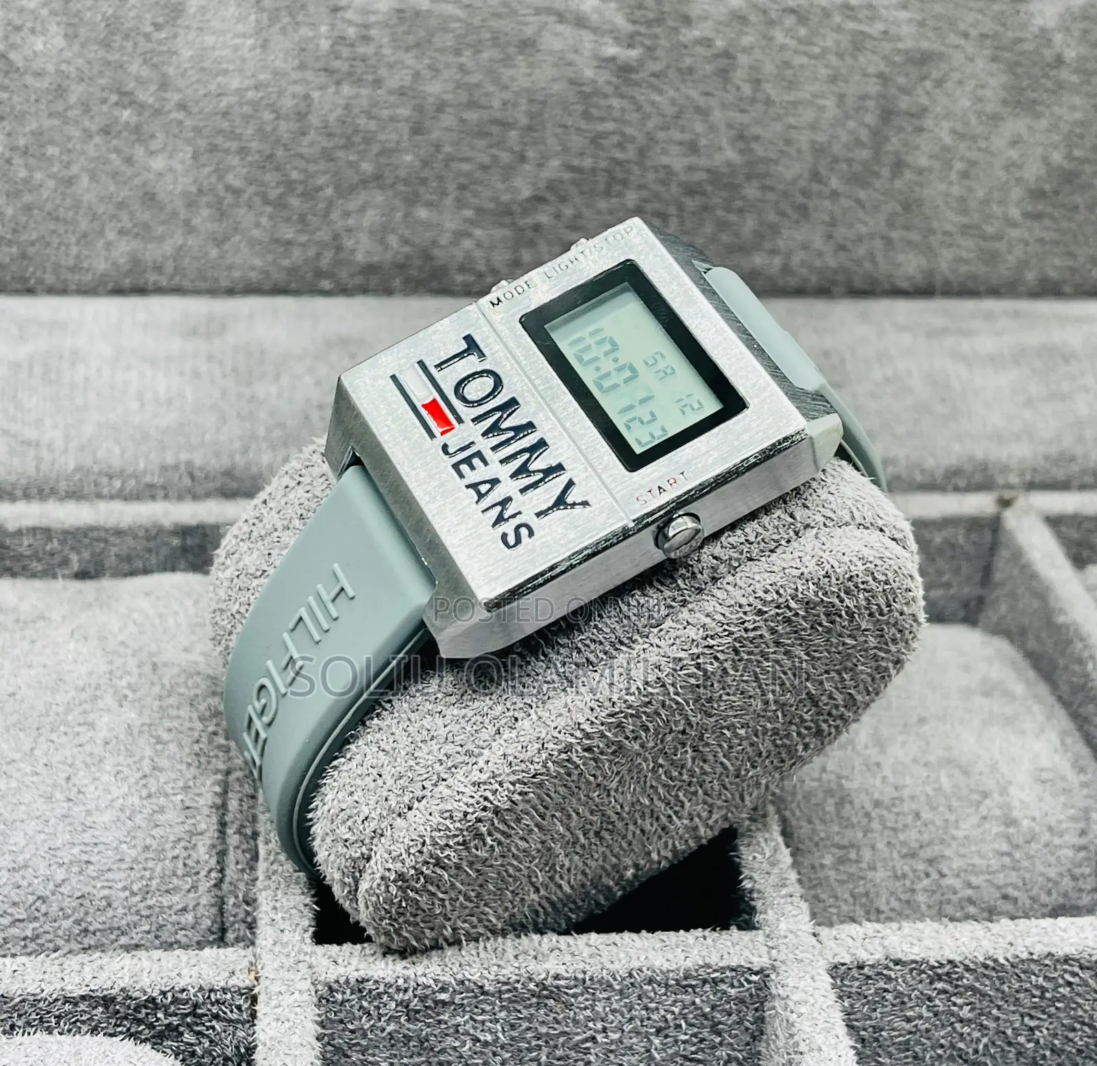 Tommy Hilfiger Silicone Digital Rubber Wristwatch` *