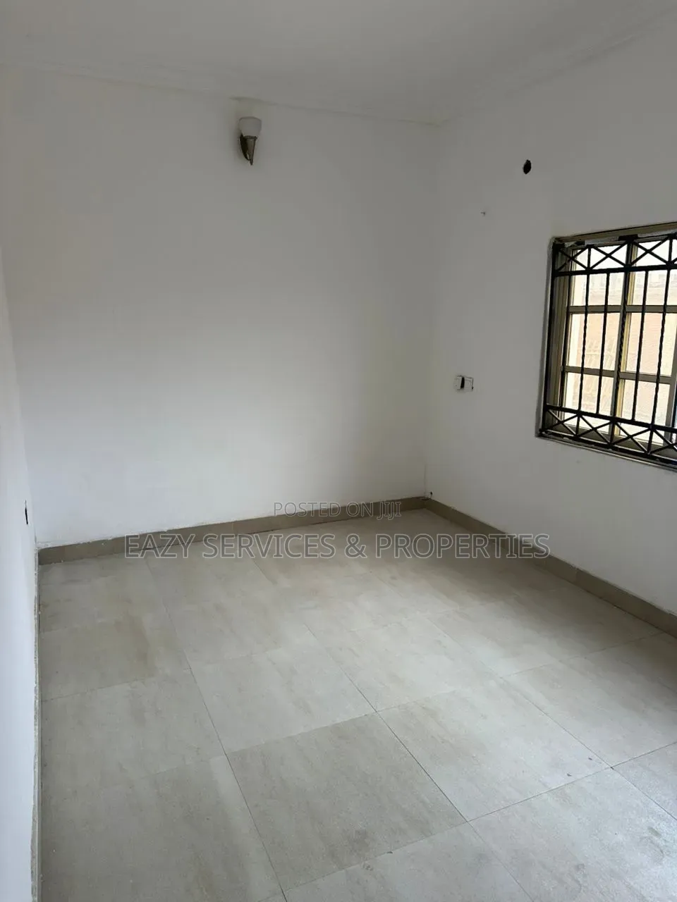 1bdrm Shared Apartment in Gated And Secured, Chevron for rent