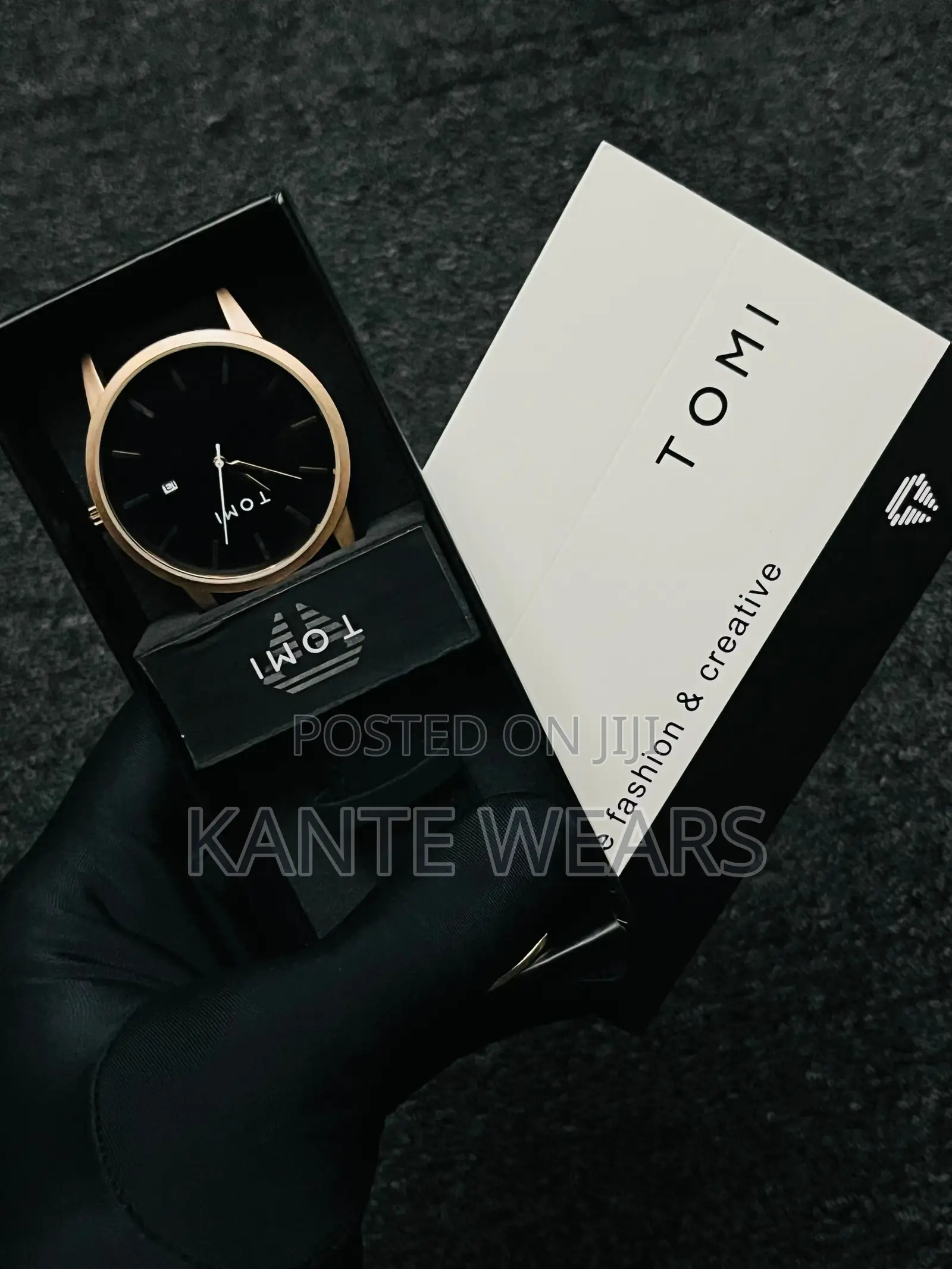 Tomi Simple Leather Analog Wristwatch