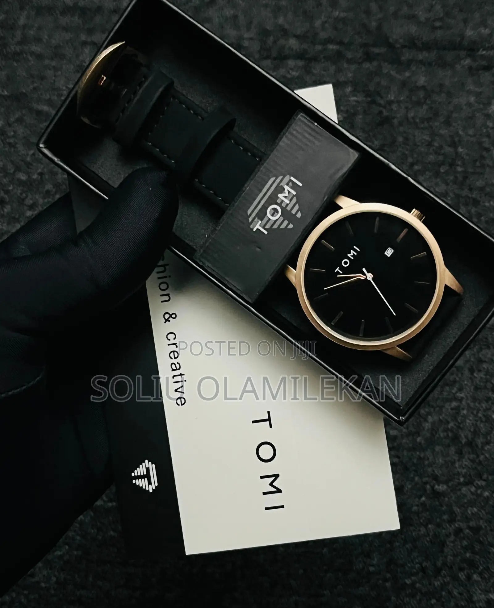 Tomi Simple Leather Analog Wristwatch