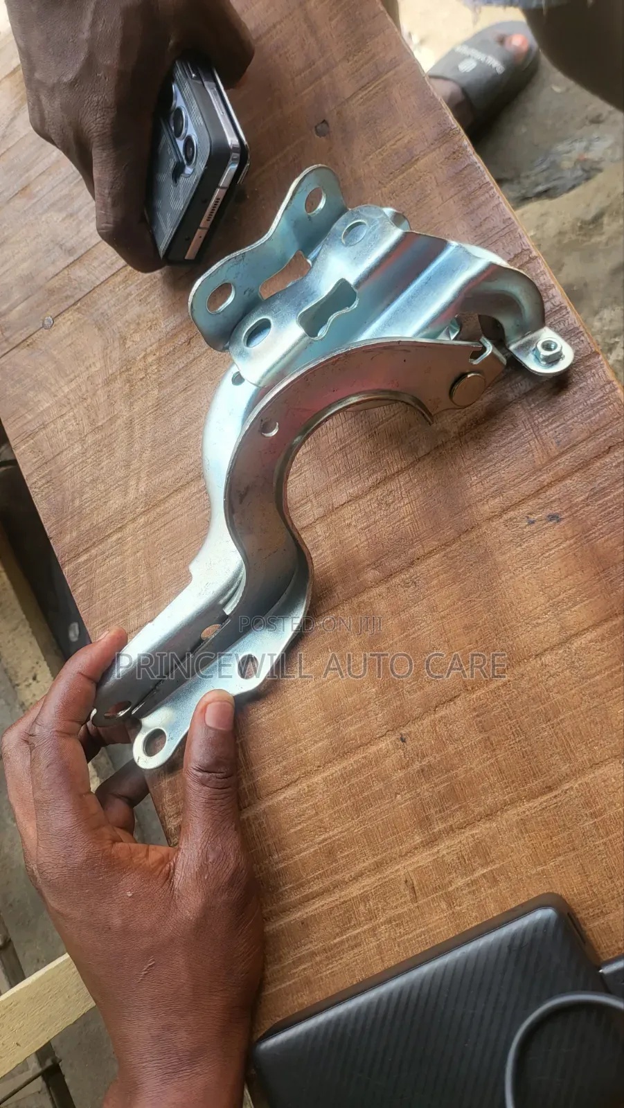 Hinges Corolla 2014