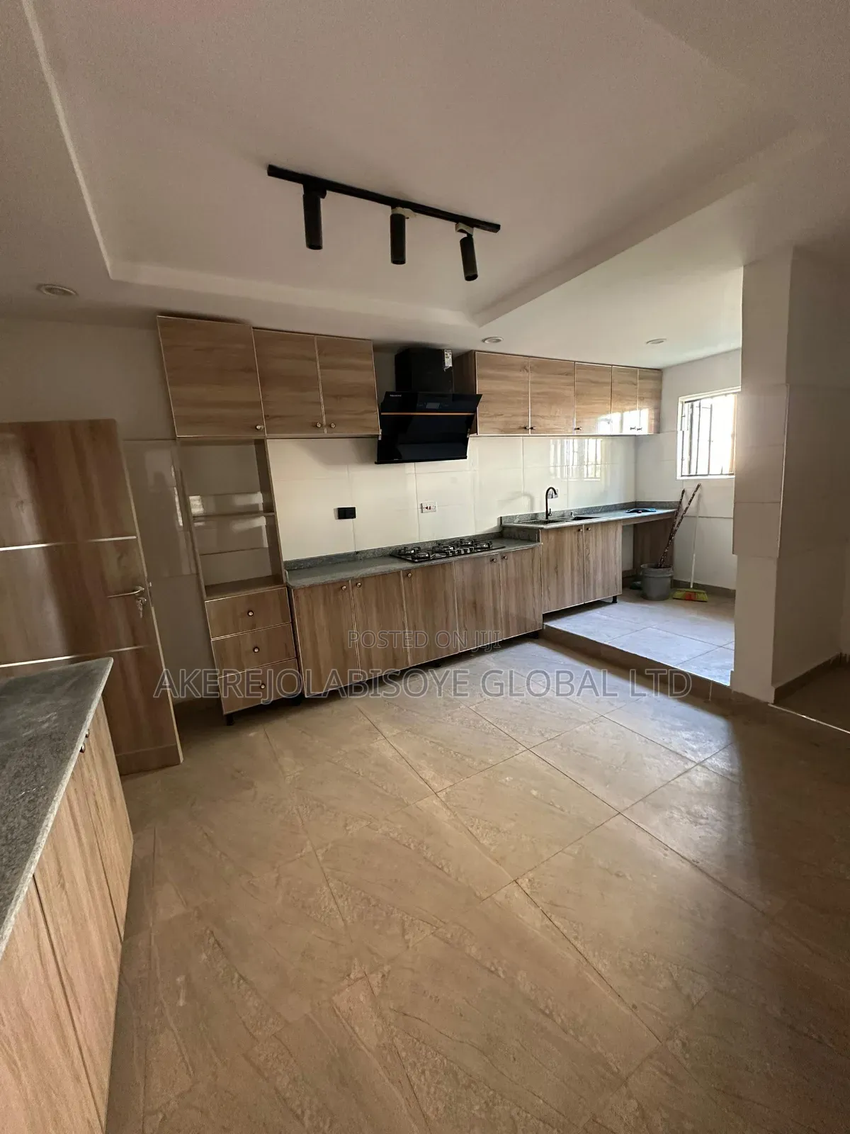 3bdrm Bungalow in Lokogoma, Abuja for sale