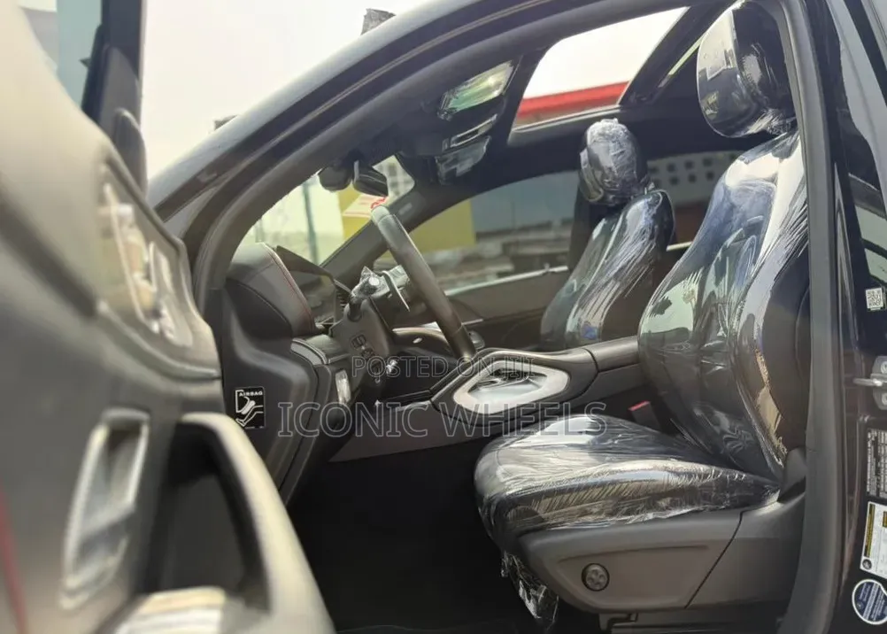 Mercedes-Benz GLE-Class 2021 Black