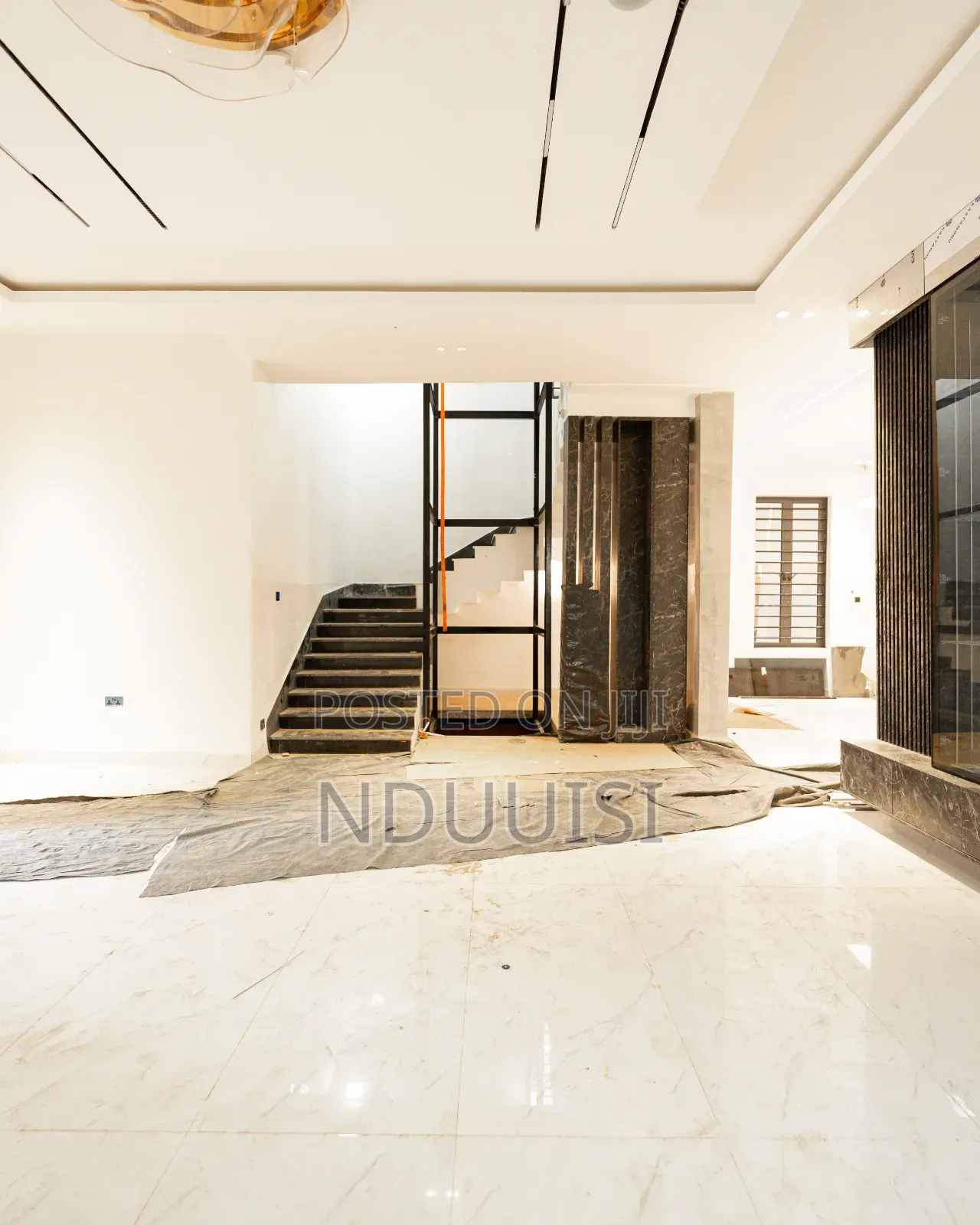 5bdrm Duplex in Apo Resettlement for sale