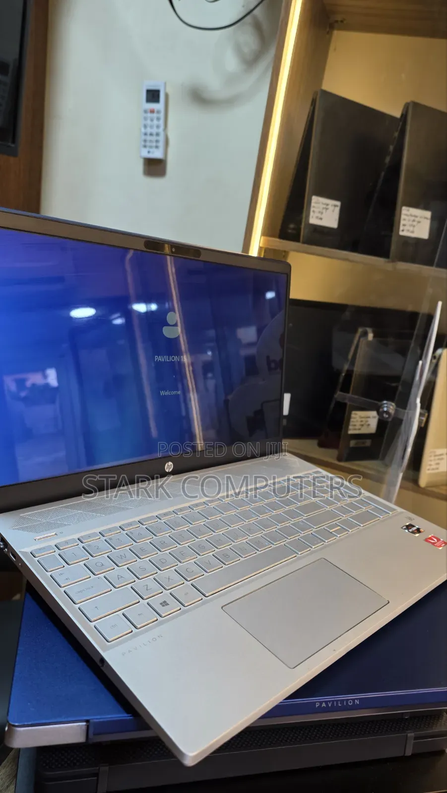 Laptop HP Pavilion 15-eh0050wm 8GB AMD Ryzen 3 SSD 256GB