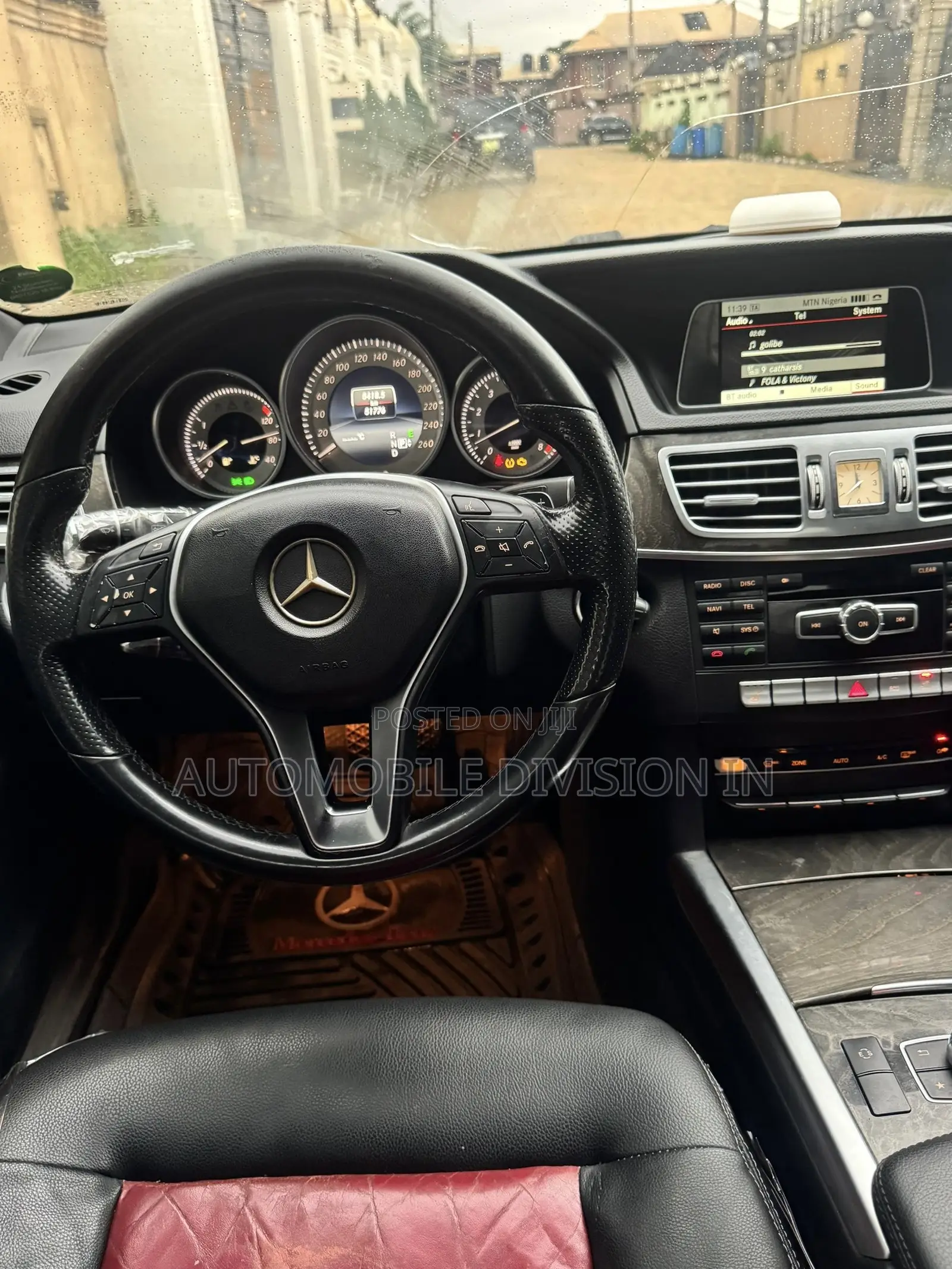 Mercedes-Benz E200 2014 Black