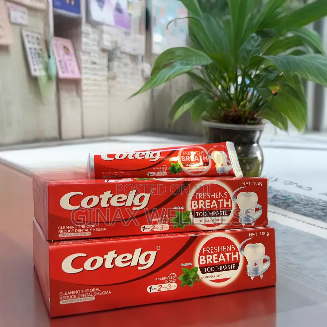 Cotelg Freshens Breath Toothpaste (100 Grams)