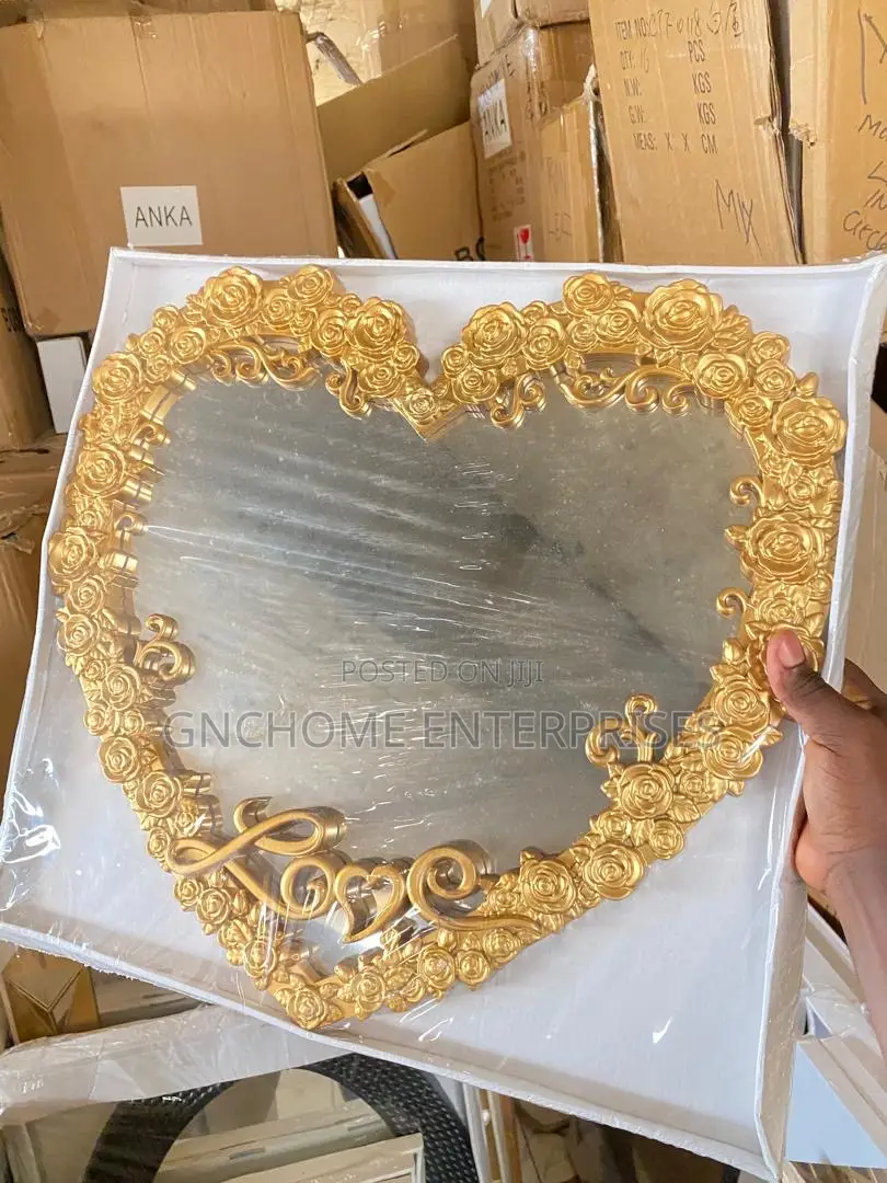 Love Desgin Gold Frame Mirror