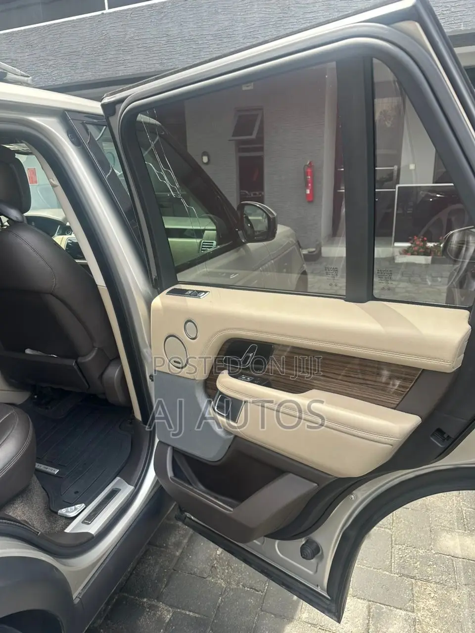 Land Rover Range Rover Vogue 2018 Gold