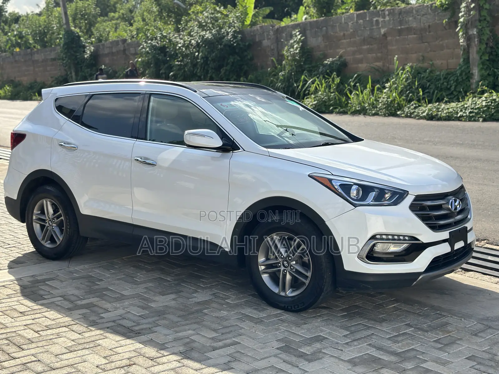 Hyundai Santa Fe 2017 White