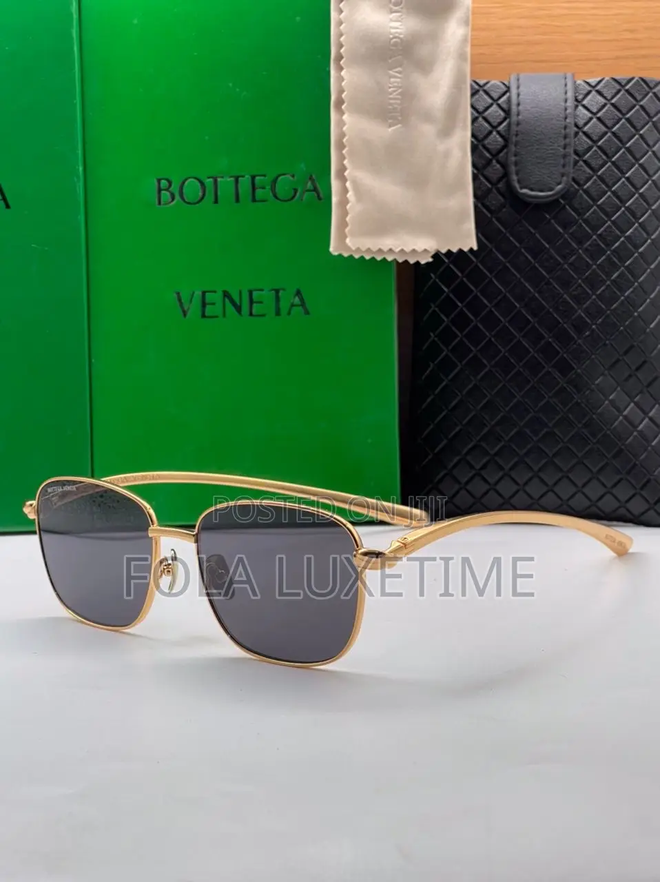 Bottega High Fashion Sunglasses 