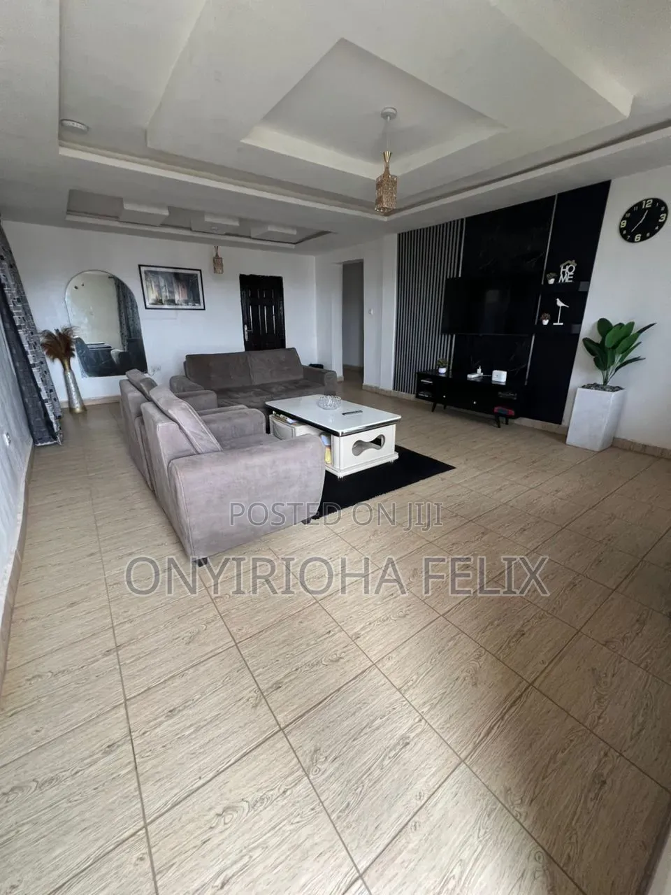 2bdrm Block of Flats in Apo By Chrisland for sale