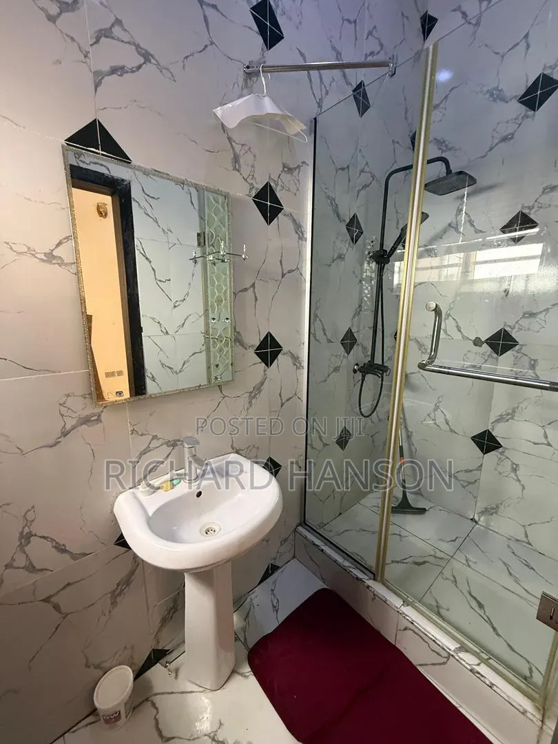 1bdrm Shared Apartment in Orchid (Just A Room, Chevron for rent
