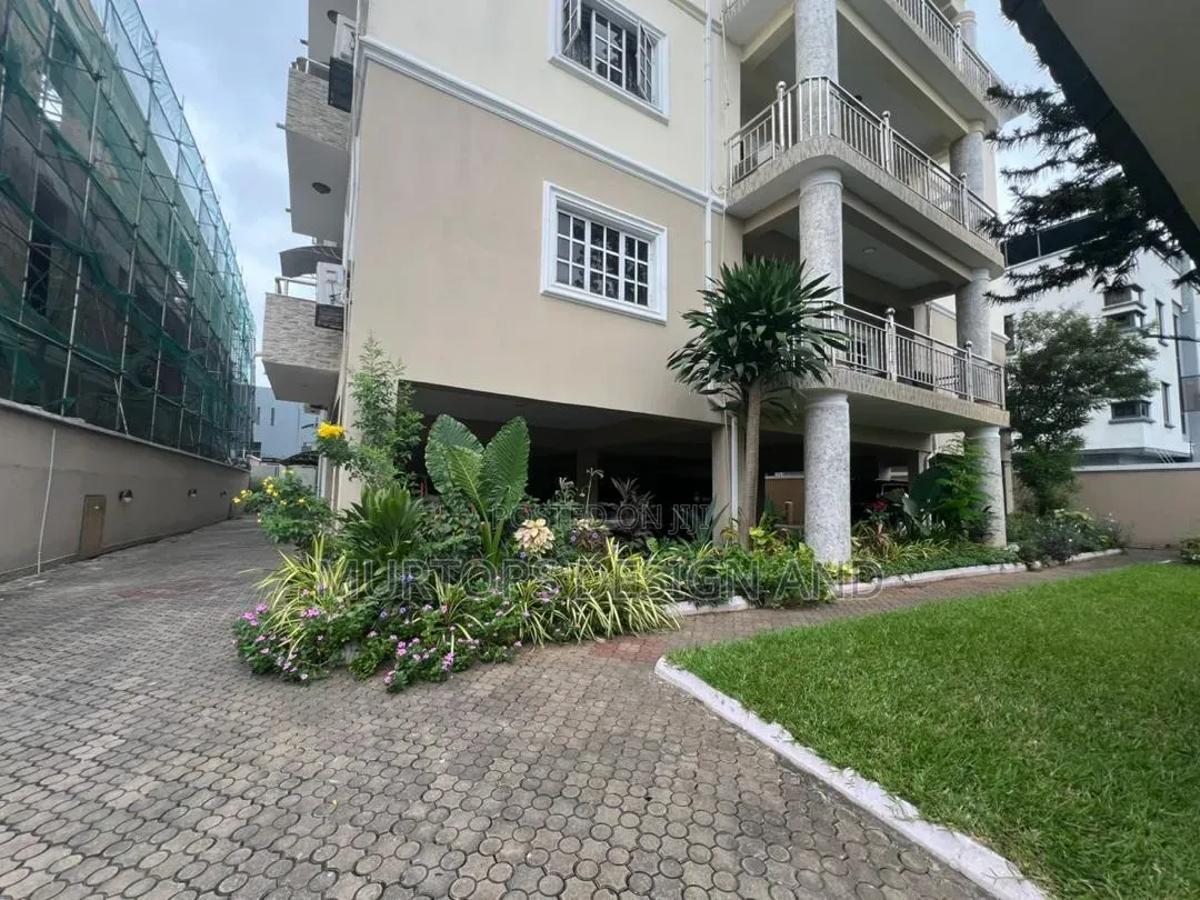 4bdrm Apartment in Parkview, Old Ikoyi for rent