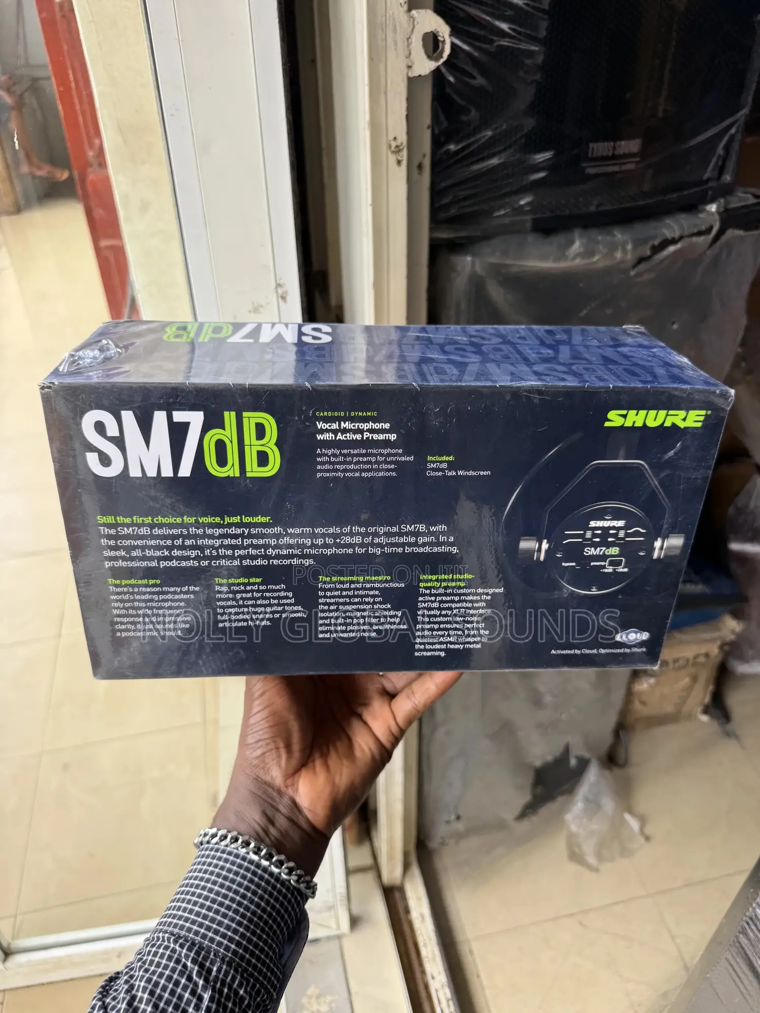 Shure Sm7db Dynamic Studio Microphone With Built-in Preamp – XLR Mic