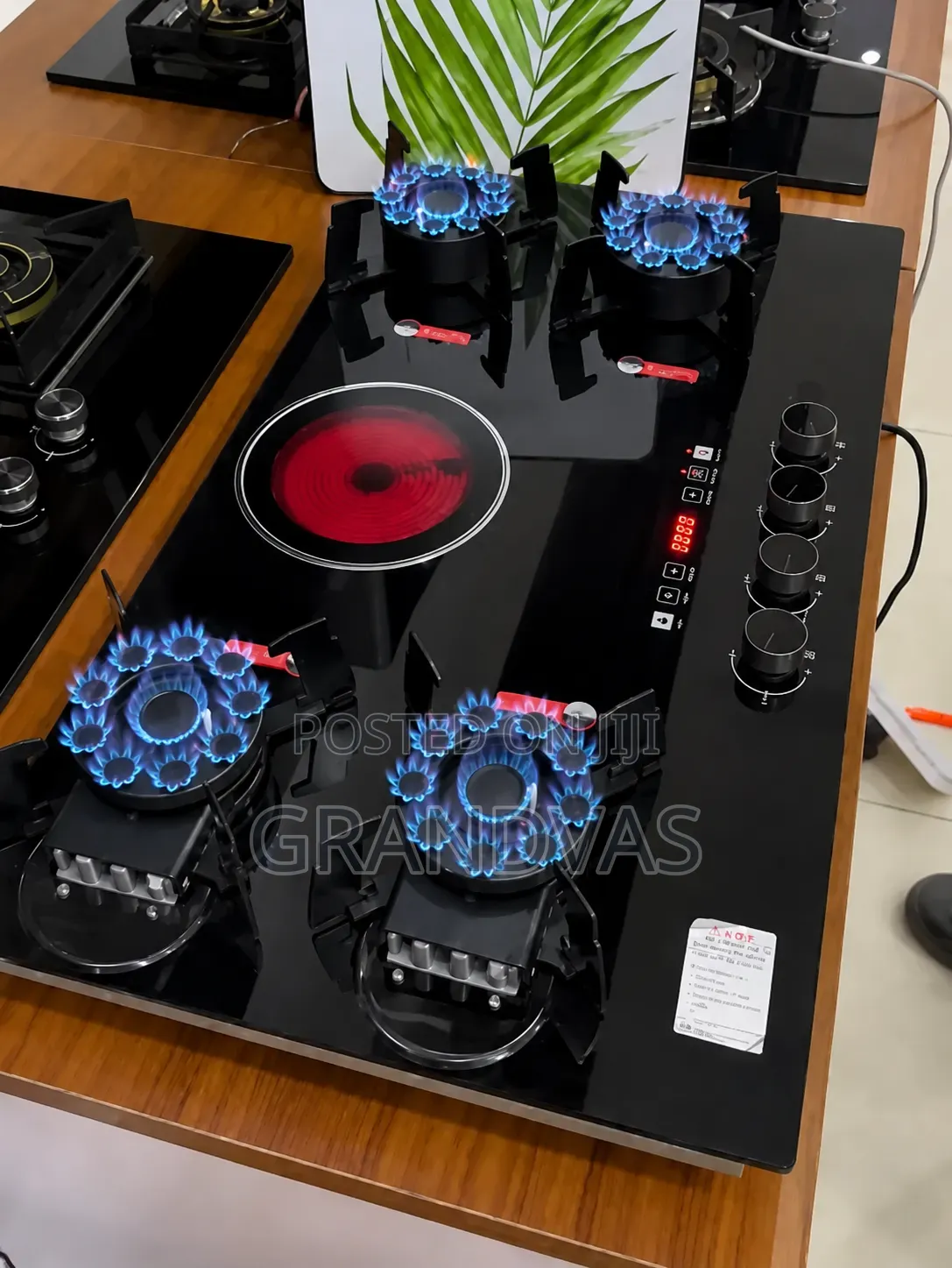 Original Quality Newcastle Built-in Flips Up Gas Electric Cooker