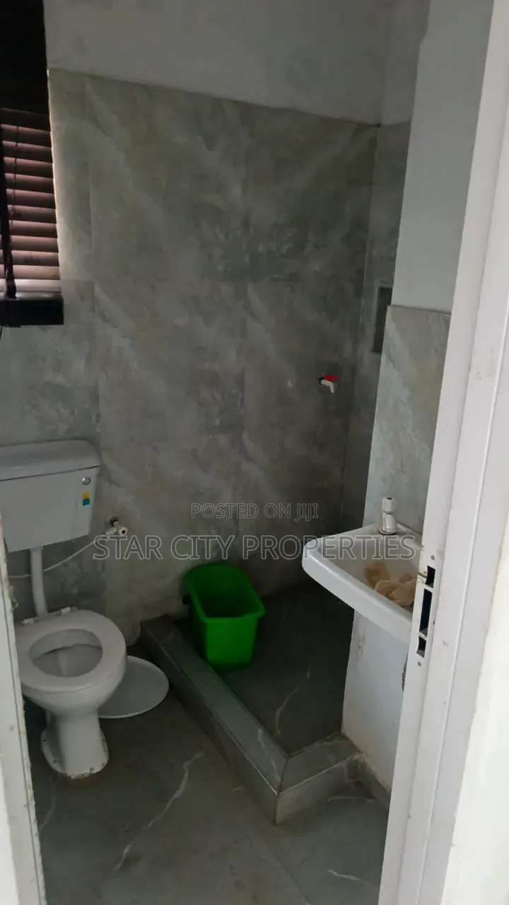 3bdrm Apartment in Agidingbi for rent