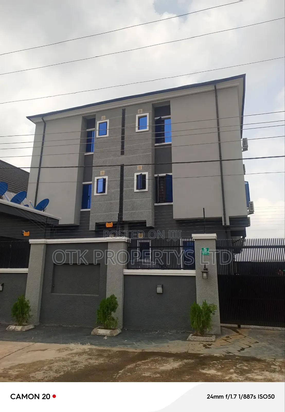 2bdrm Block of Flats in Fo1, Kubwa for rent