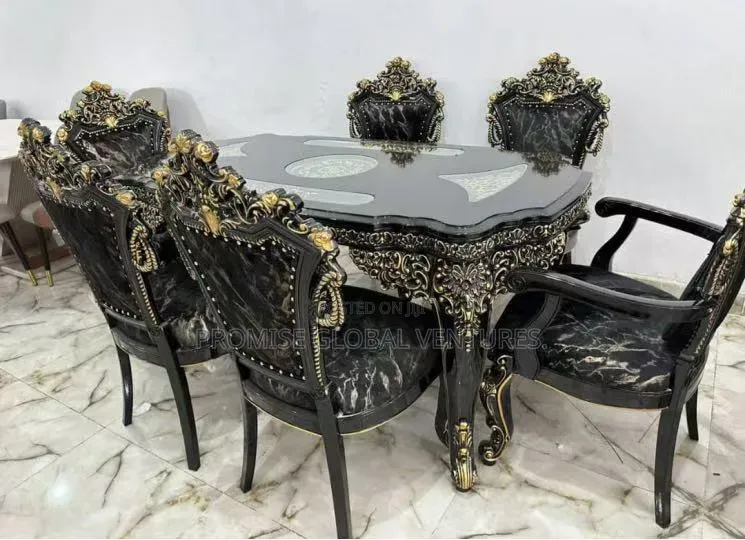 Royal Dinning Table