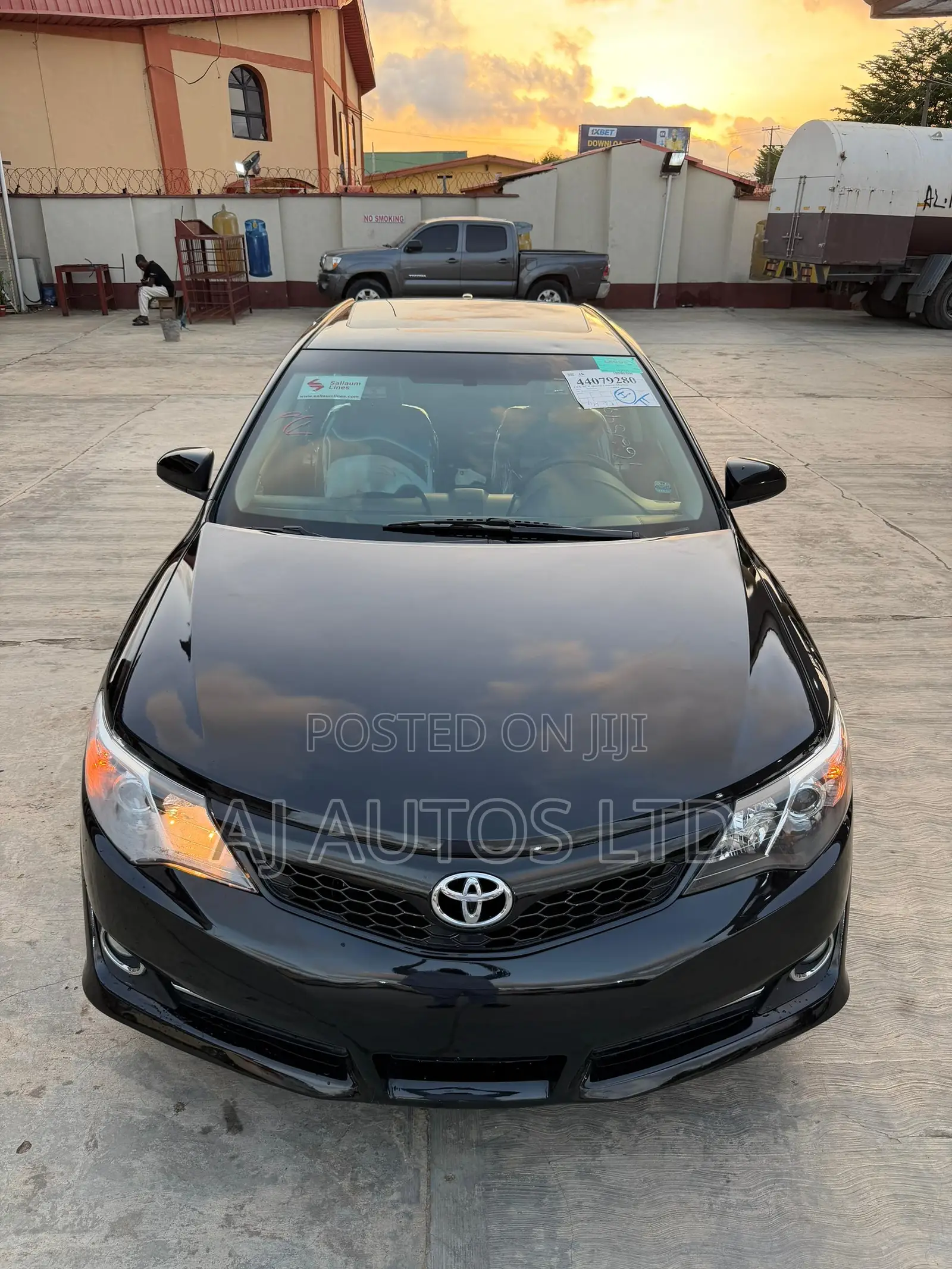 Toyota Camry SE 4dr Sedan (2.5L 4cyl 6A) 2014 Black