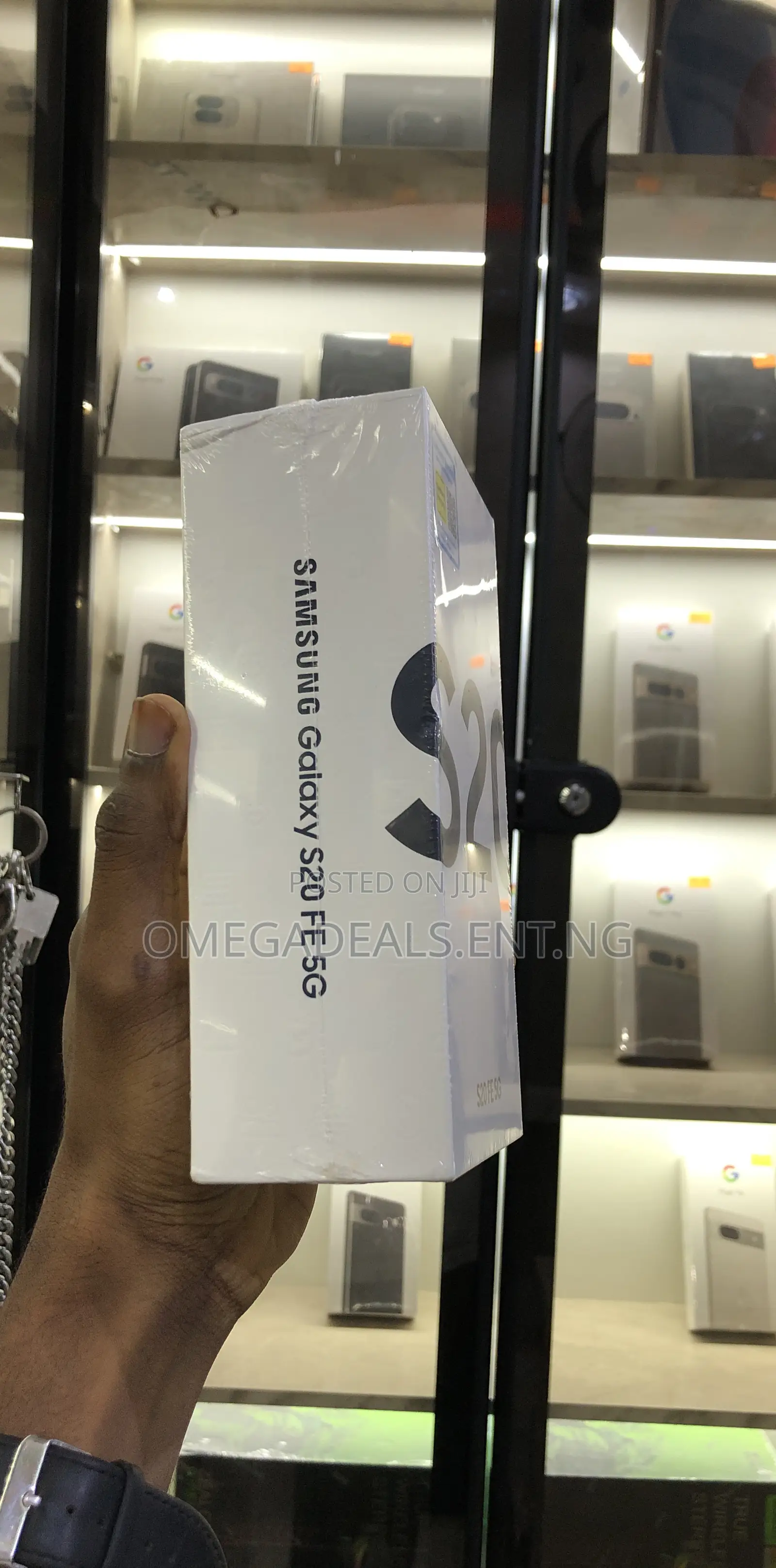 New Samsung Galaxy S20 FE 128 GB Blue