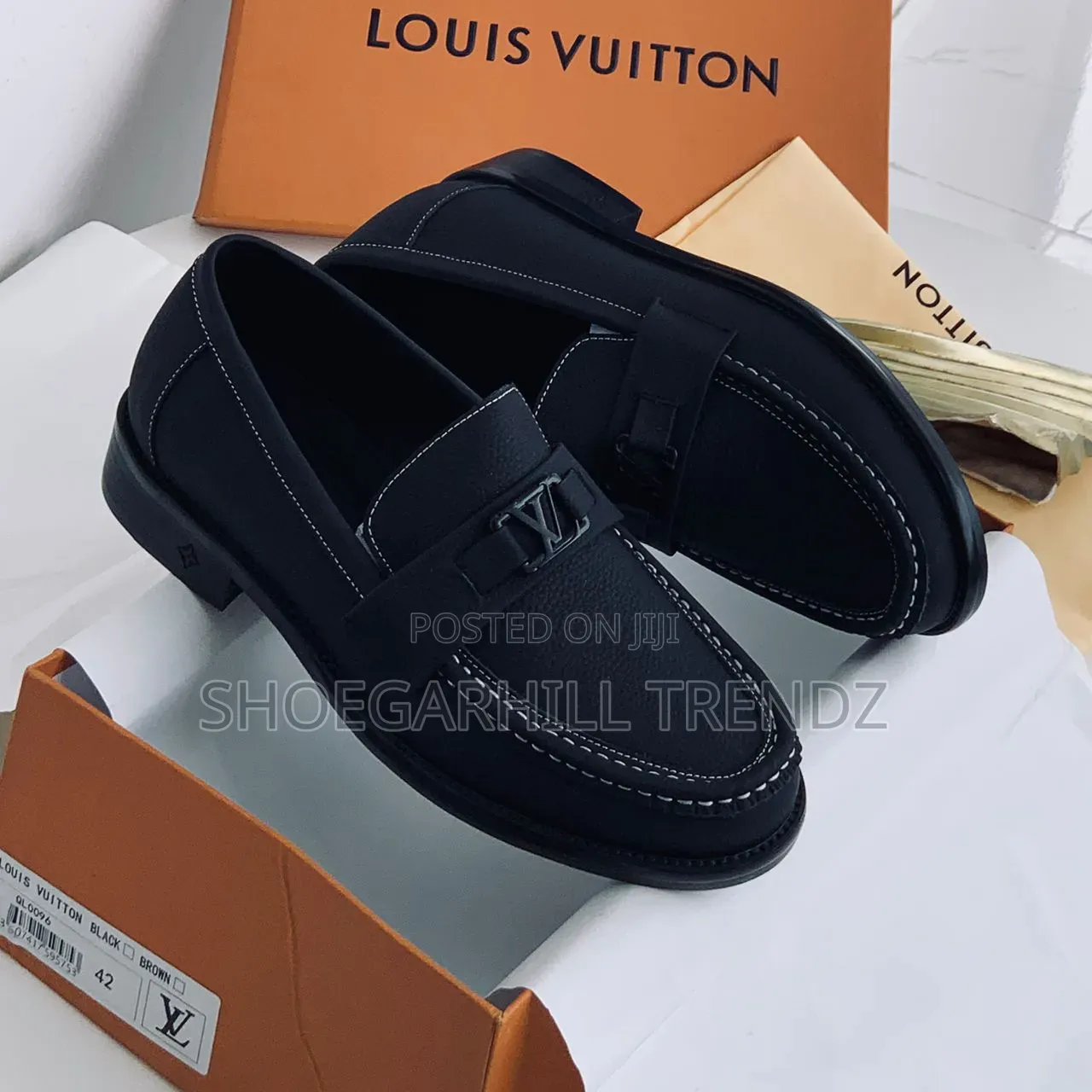 Mens Lv Loafers Highlight Sewing