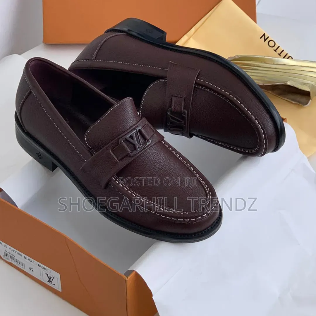 Mens Lv Loafers Highlight Sewing