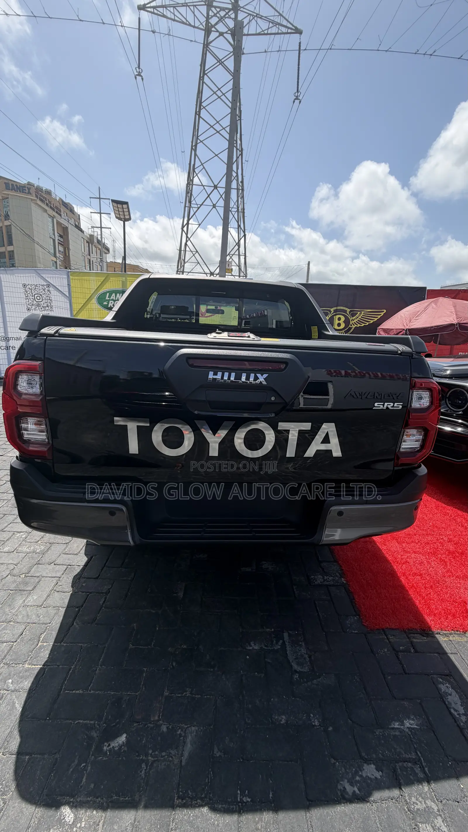 Toyota Hilux 2025 Black