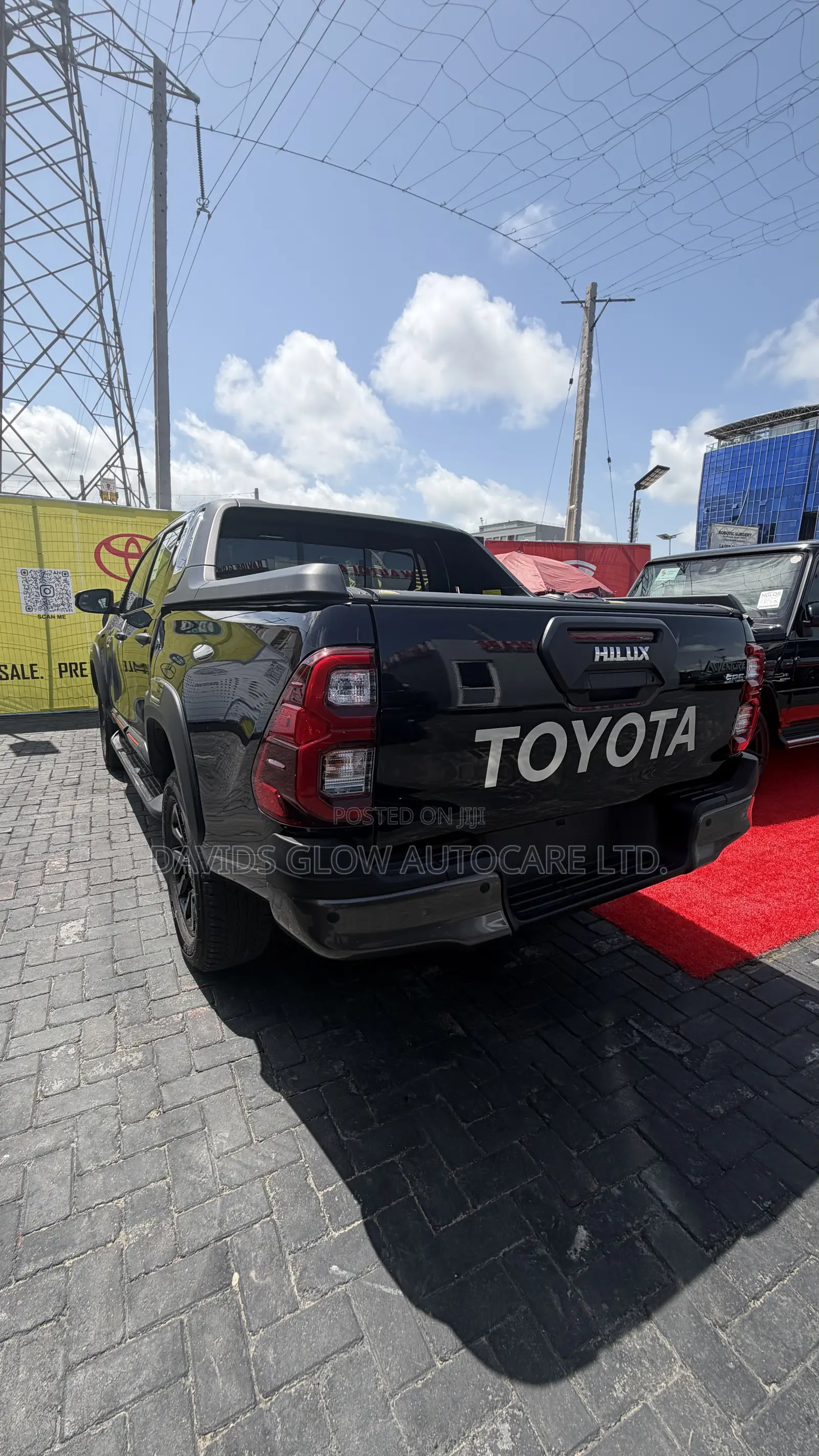 Toyota Hilux 2025 Black