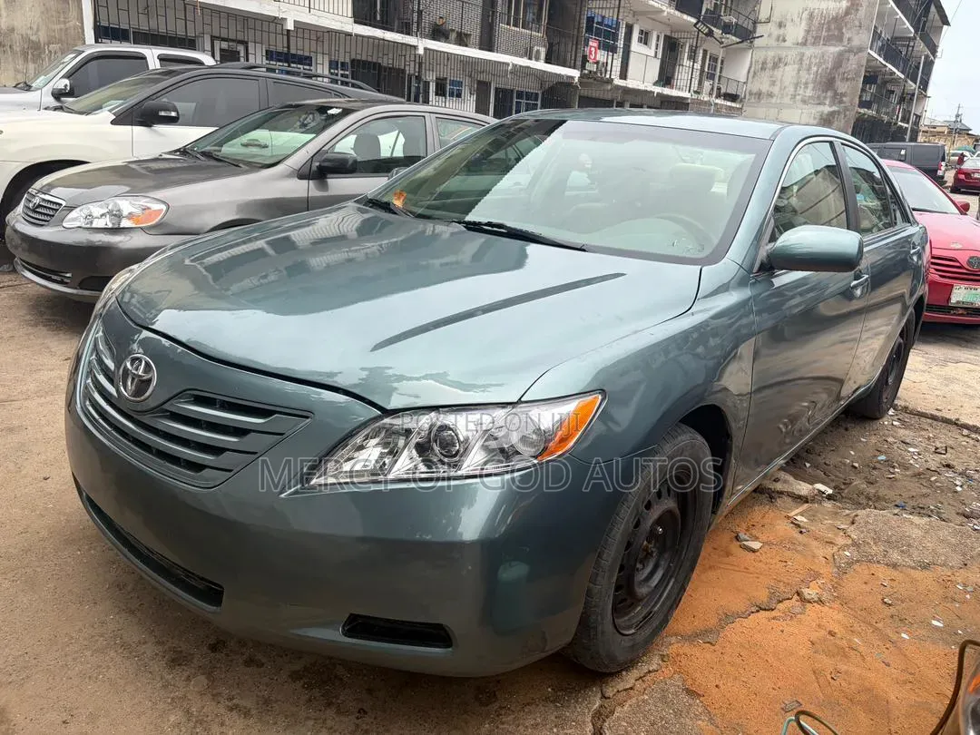 Toyota Camry LE 4dr Sedan (2.4L 4cyl 5A) 2009 Green