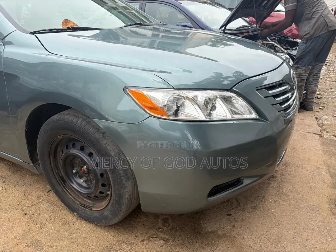 Toyota Camry LE 4dr Sedan (2.4L 4cyl 5A) 2009 Green