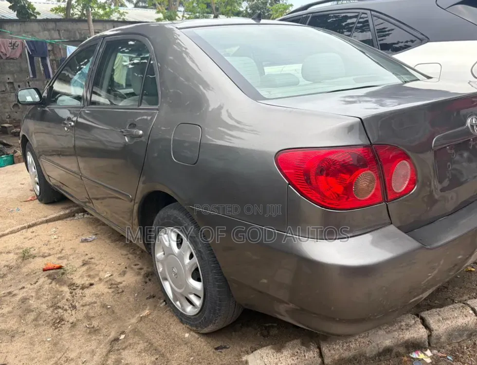 Toyota Corolla 1.8 CE 2008 Gray